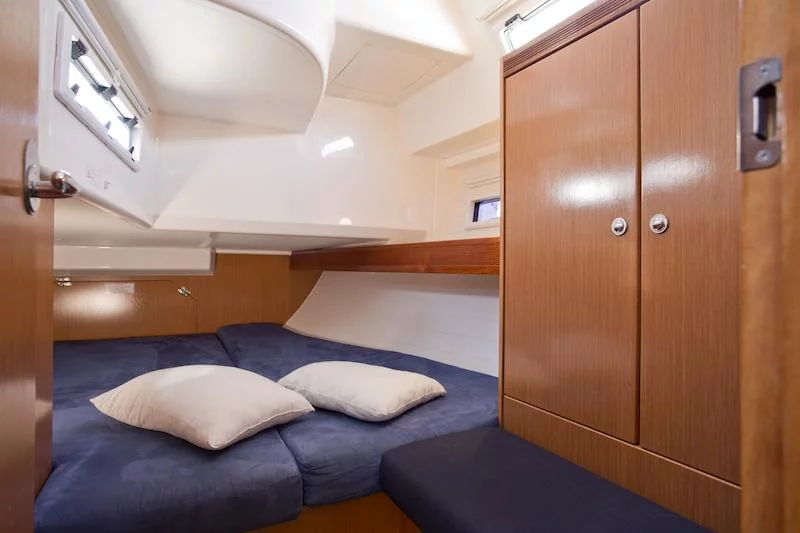 Bavaria 41 Cruiser (Astros)  - 13