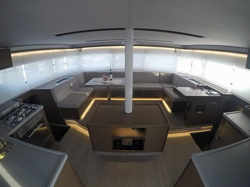 Lagoon 50 (Zuzo 1ST) Interior image - 33