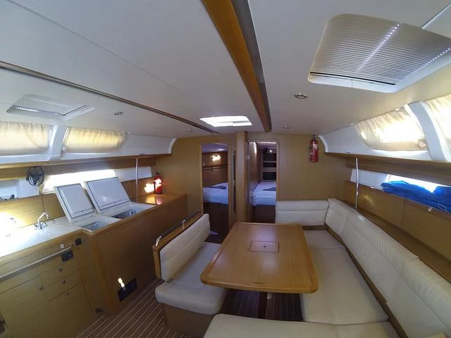 Sun Odyssey 44 i (Flora Mirabilis) Interior image - 6