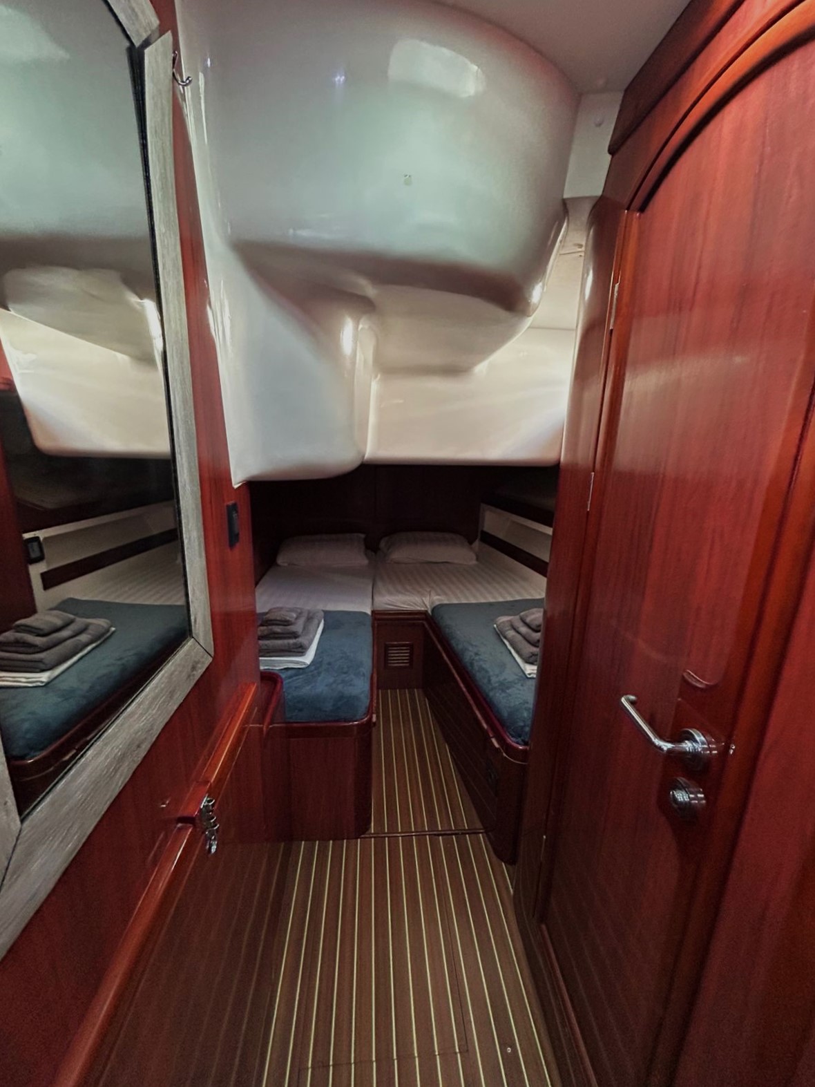 Photo #15 - Ocean Star 58.4- 6 cabins (Katerina (58.4)) in Athens - 24328