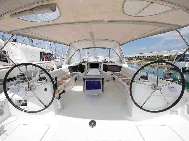 Oceanis 48 (SAN CLEMENTE)  - 30