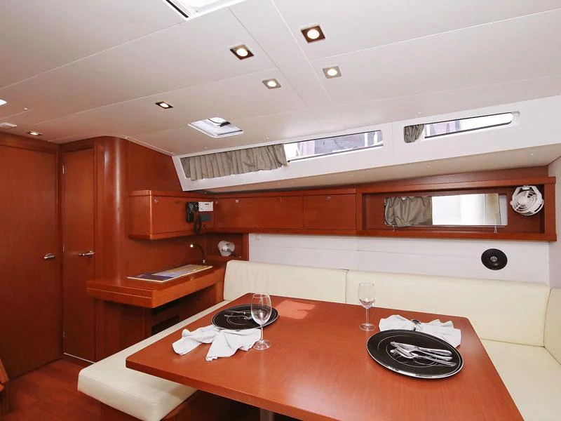 Oceanis 48 (SAN CLEMENTE)  - 29