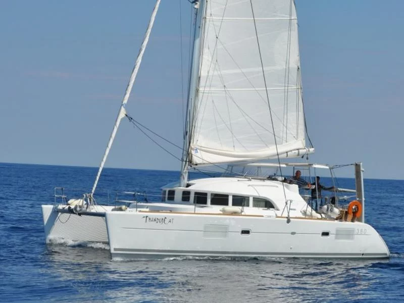 Lagoon 380 (ThunderCat) Main image - 0