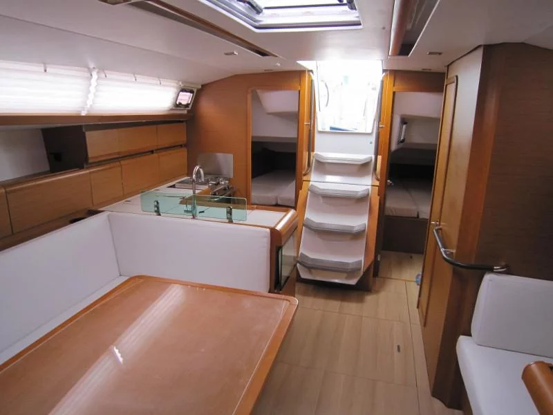 Sun Odyssey 449 (Airbender)  - 4