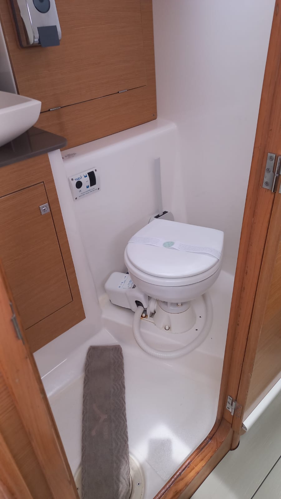 Dufour 360 GL — photo 17