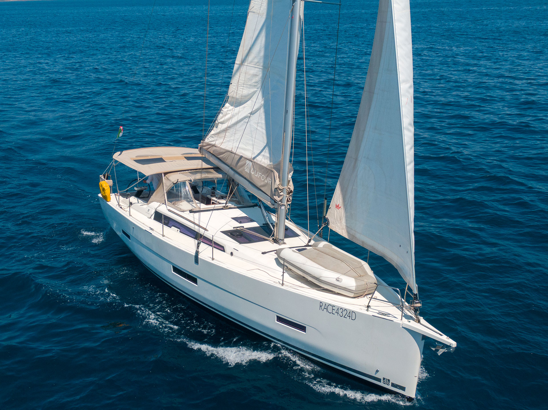 Dufour 430 — photo 1
