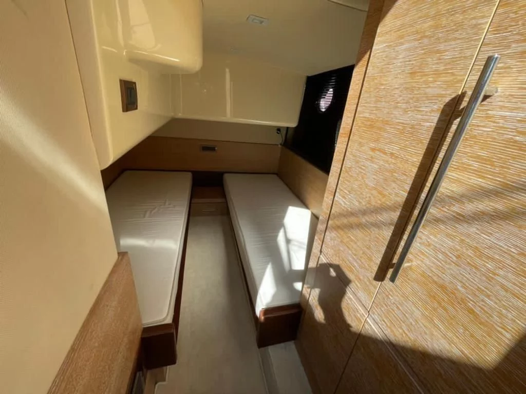 Azimut 47 (Kecalu)  - 10