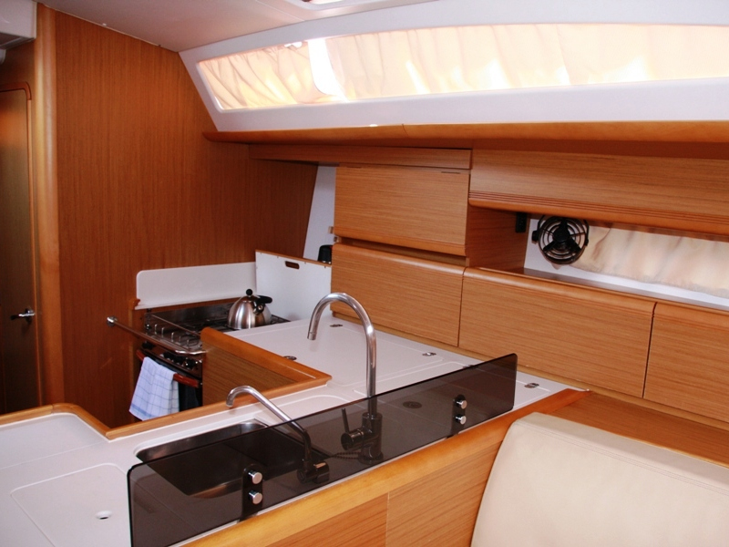 Photo #8 - Jeanneau 53 (Nazli Denizim) en Marmaris - 7700
