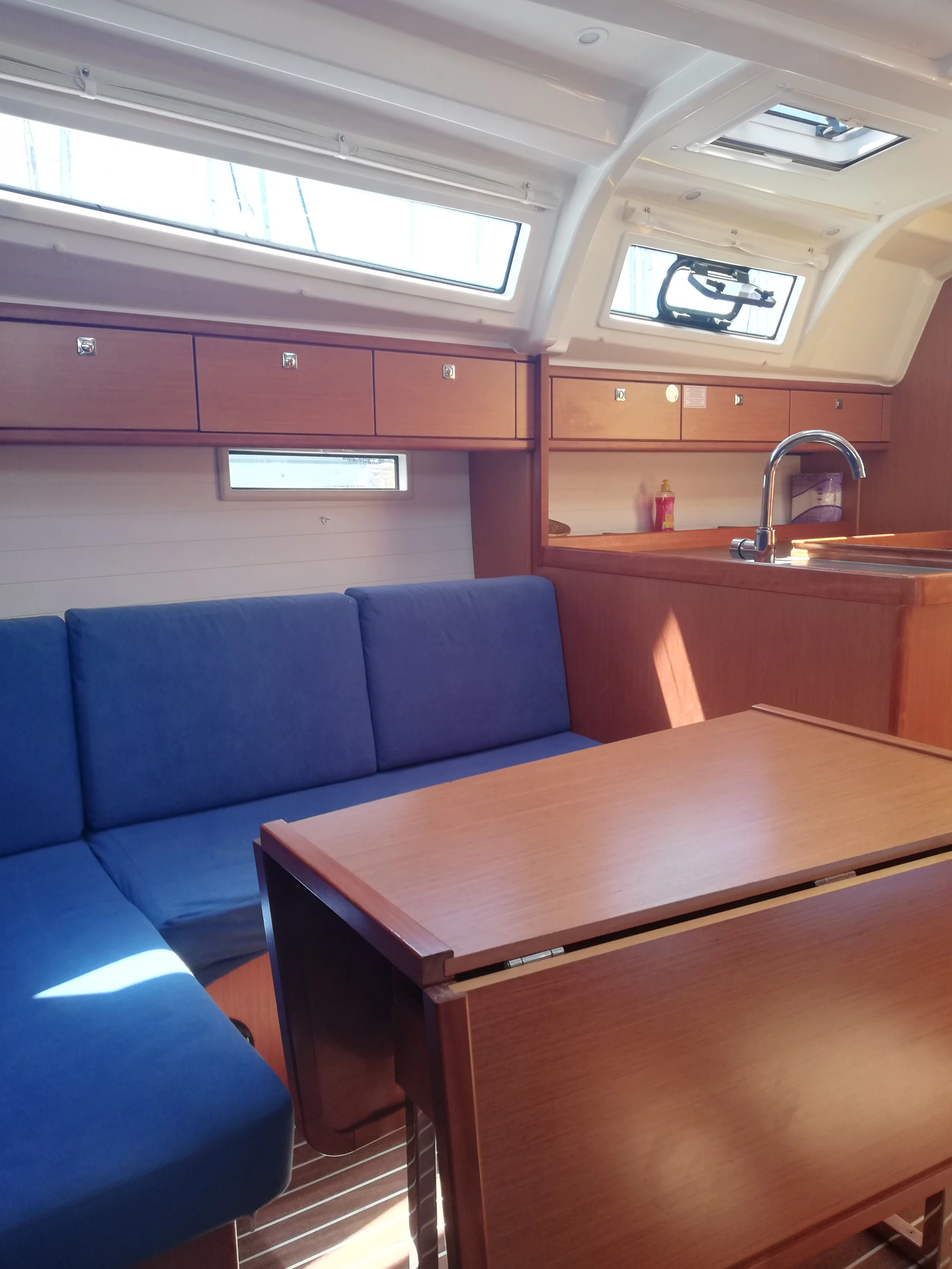 Bavaria Cruiser 37 (Diana)  - 4