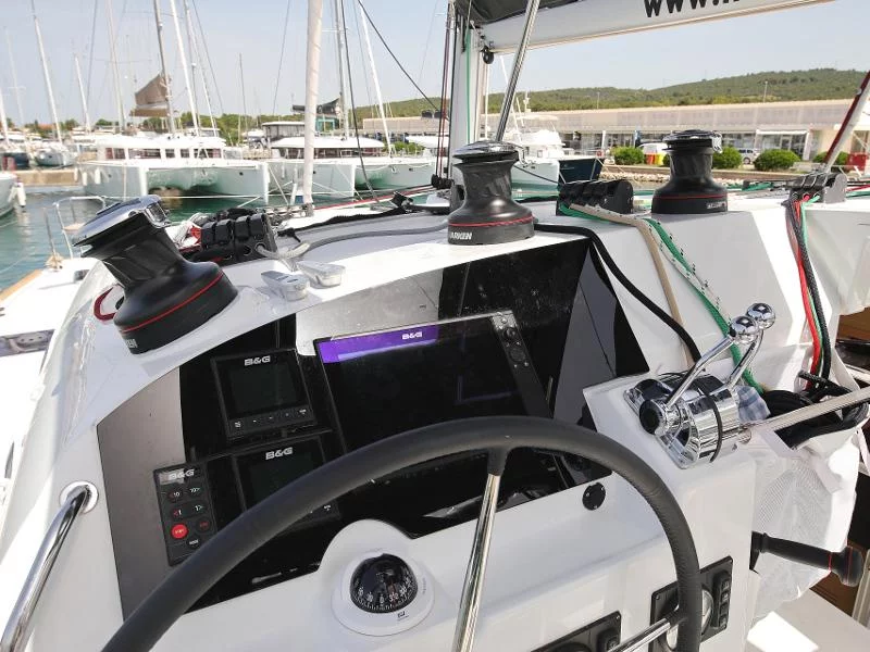 Lagoon 400 S2 LTD EDITION (SCIROCCO)  - 83