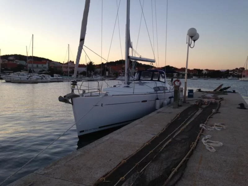 Oceanis 50 Family (Flying Colours)  - 6