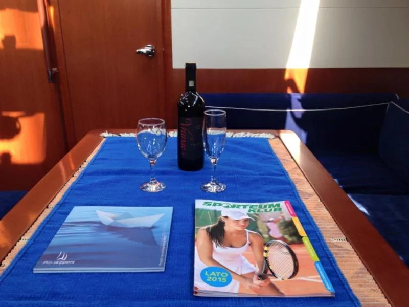 Oceanis 50 Family (Flying Colours)  - 9
