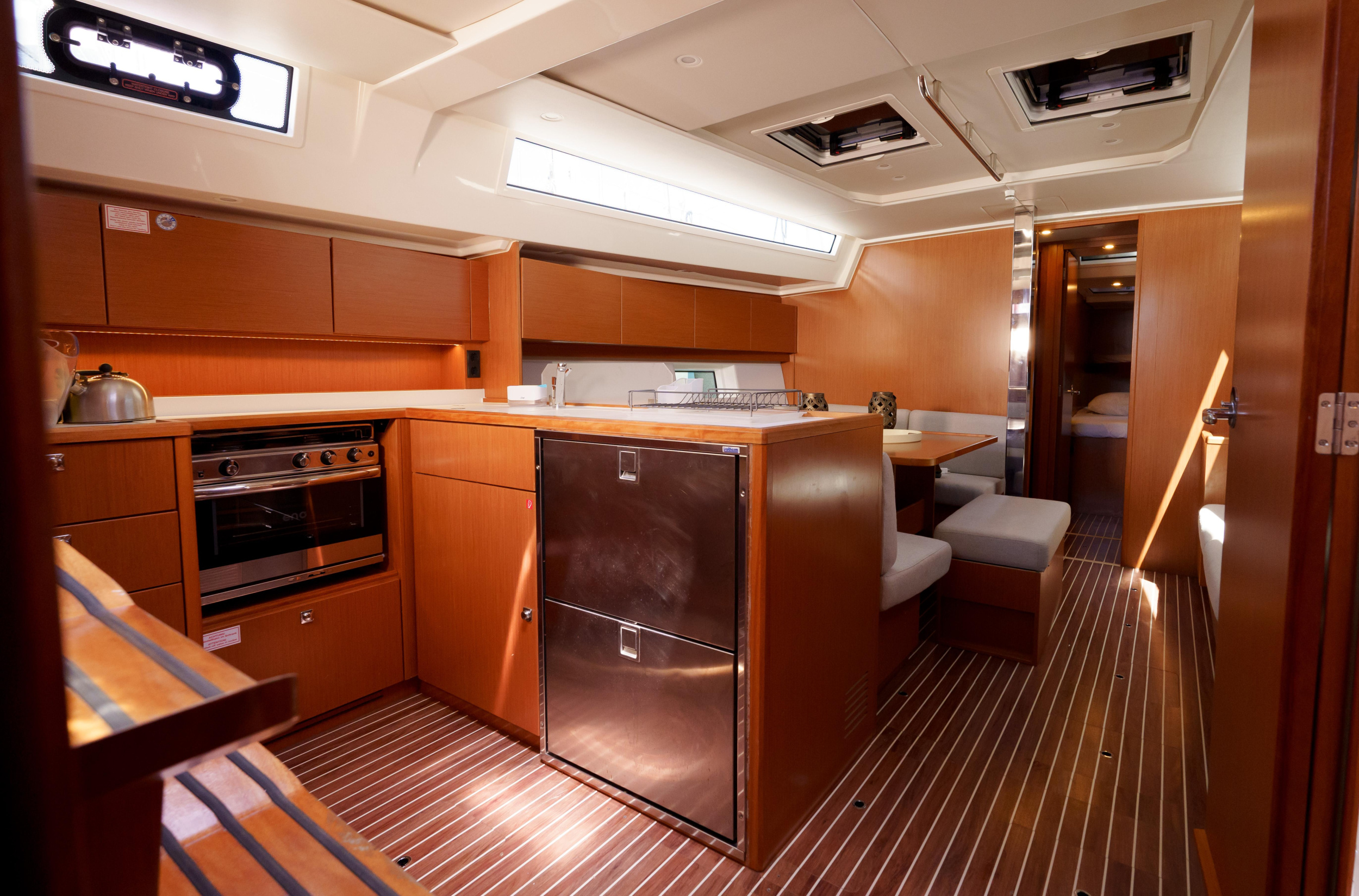 Bavaria C45 — photo 5