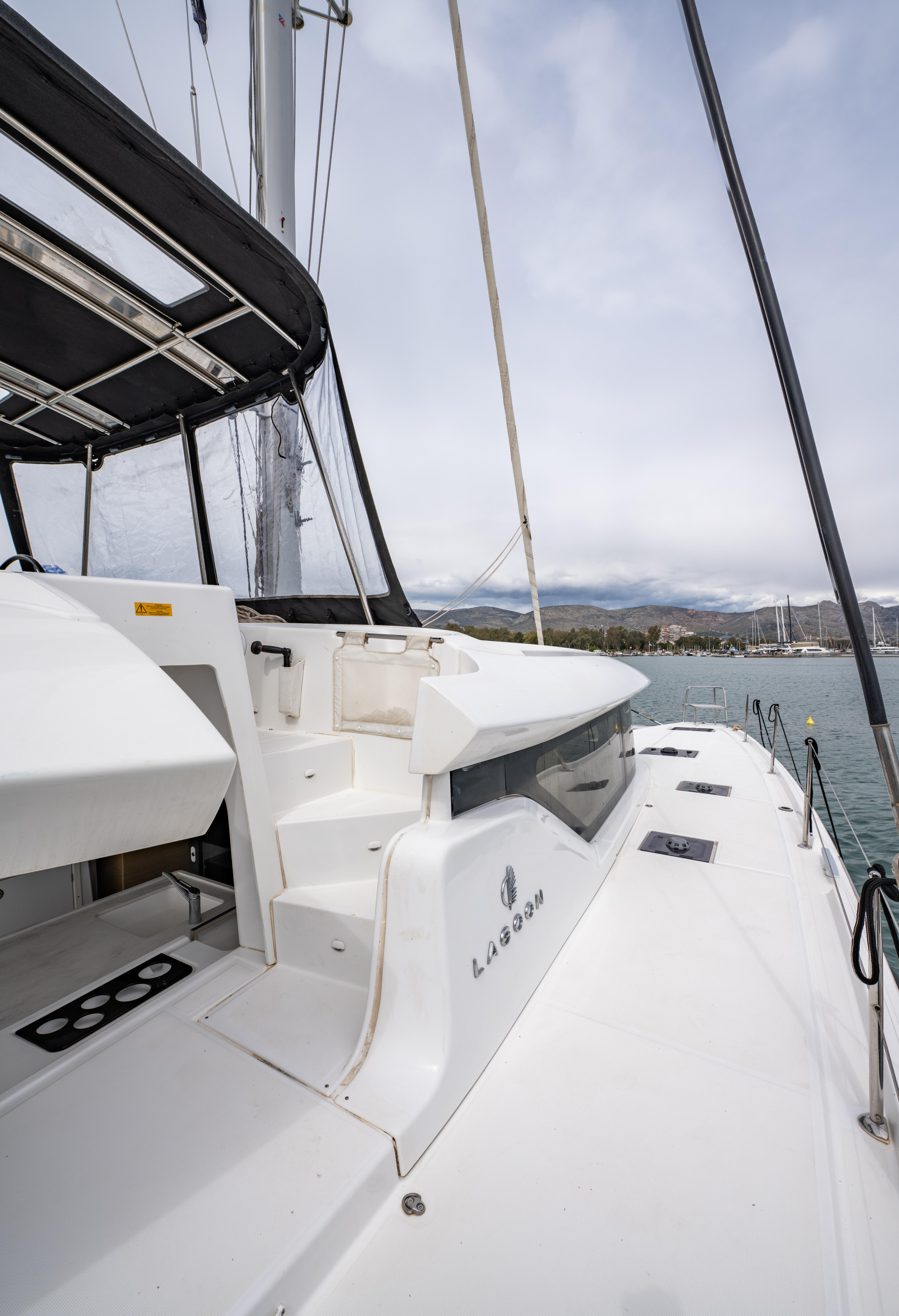 Lagoon 46 — photo 22
