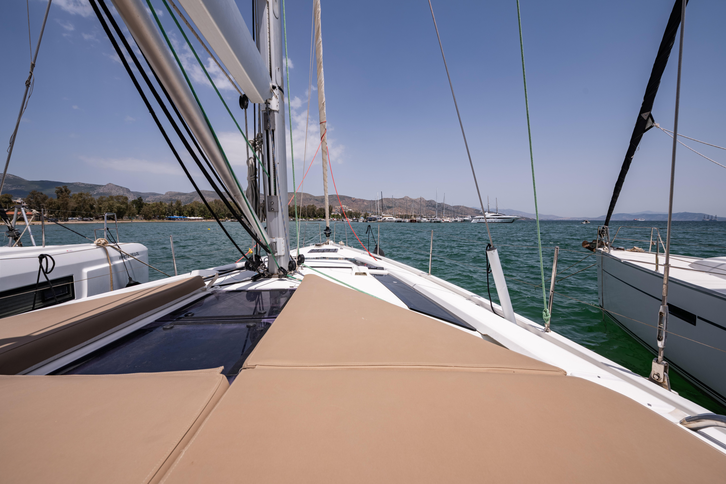 Oceanis 51.1 — photo 10