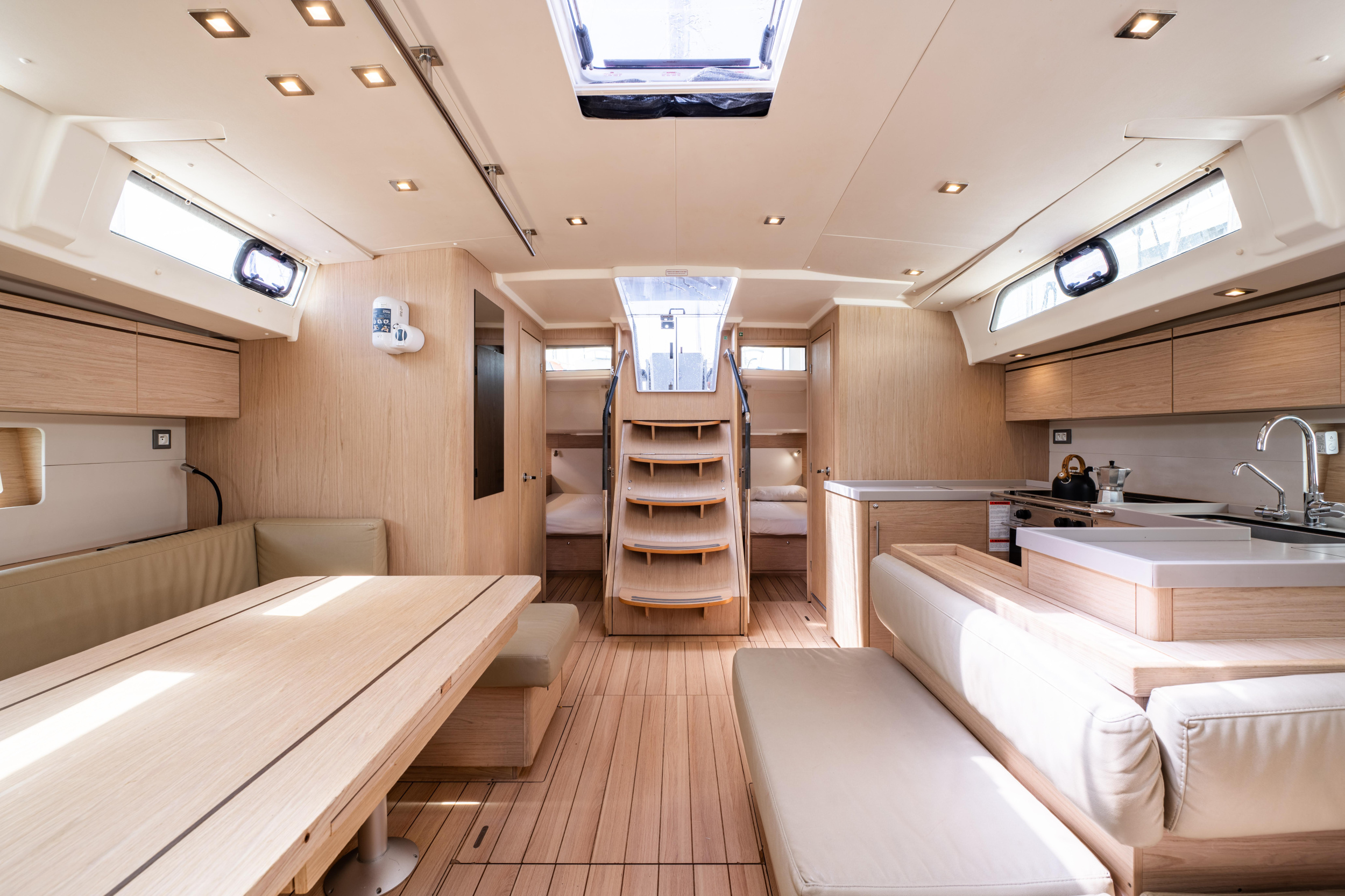 Oceanis 51.1 — photo 29