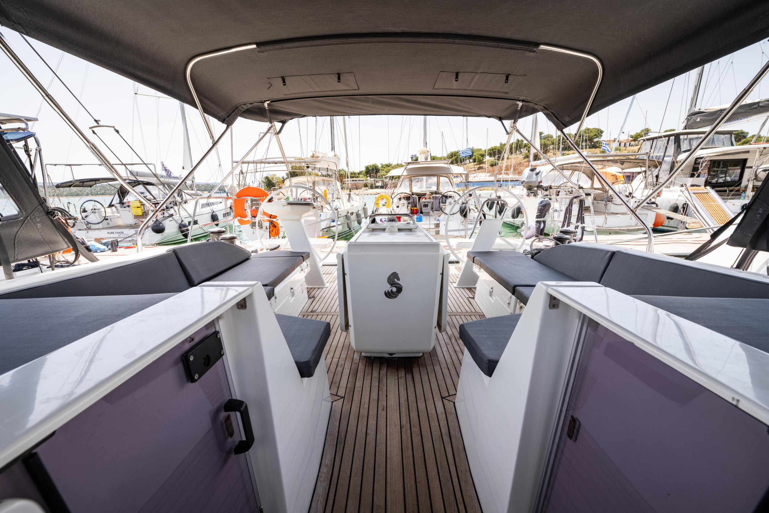 Oceanis 51.1 — photo 2