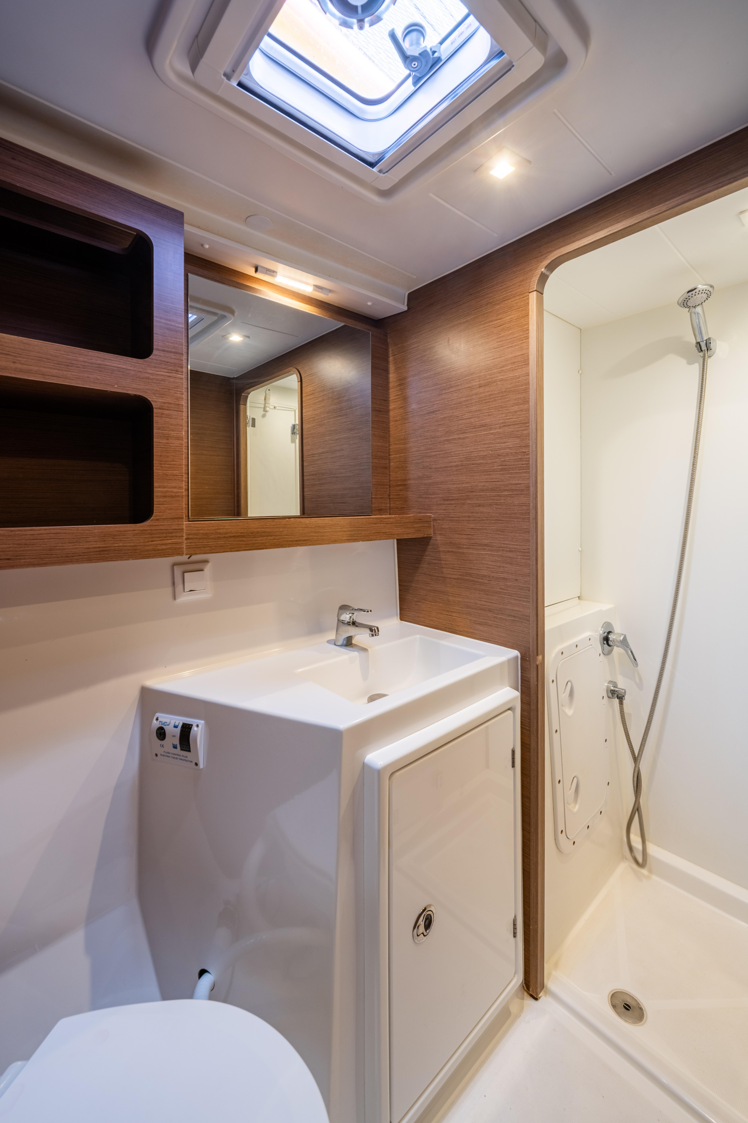 Lagoon 42 — photo 21