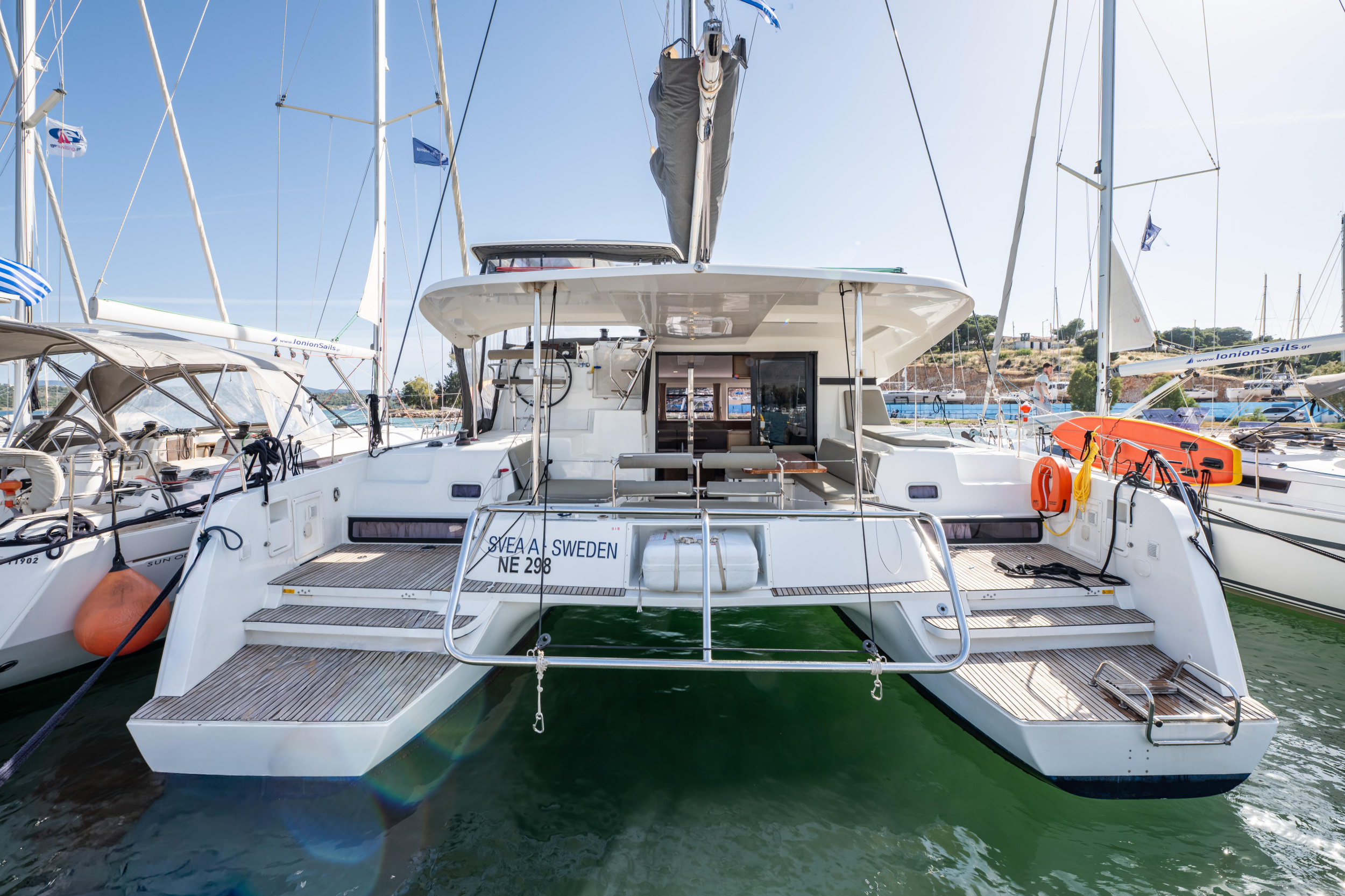 Lagoon 42 — photo 20