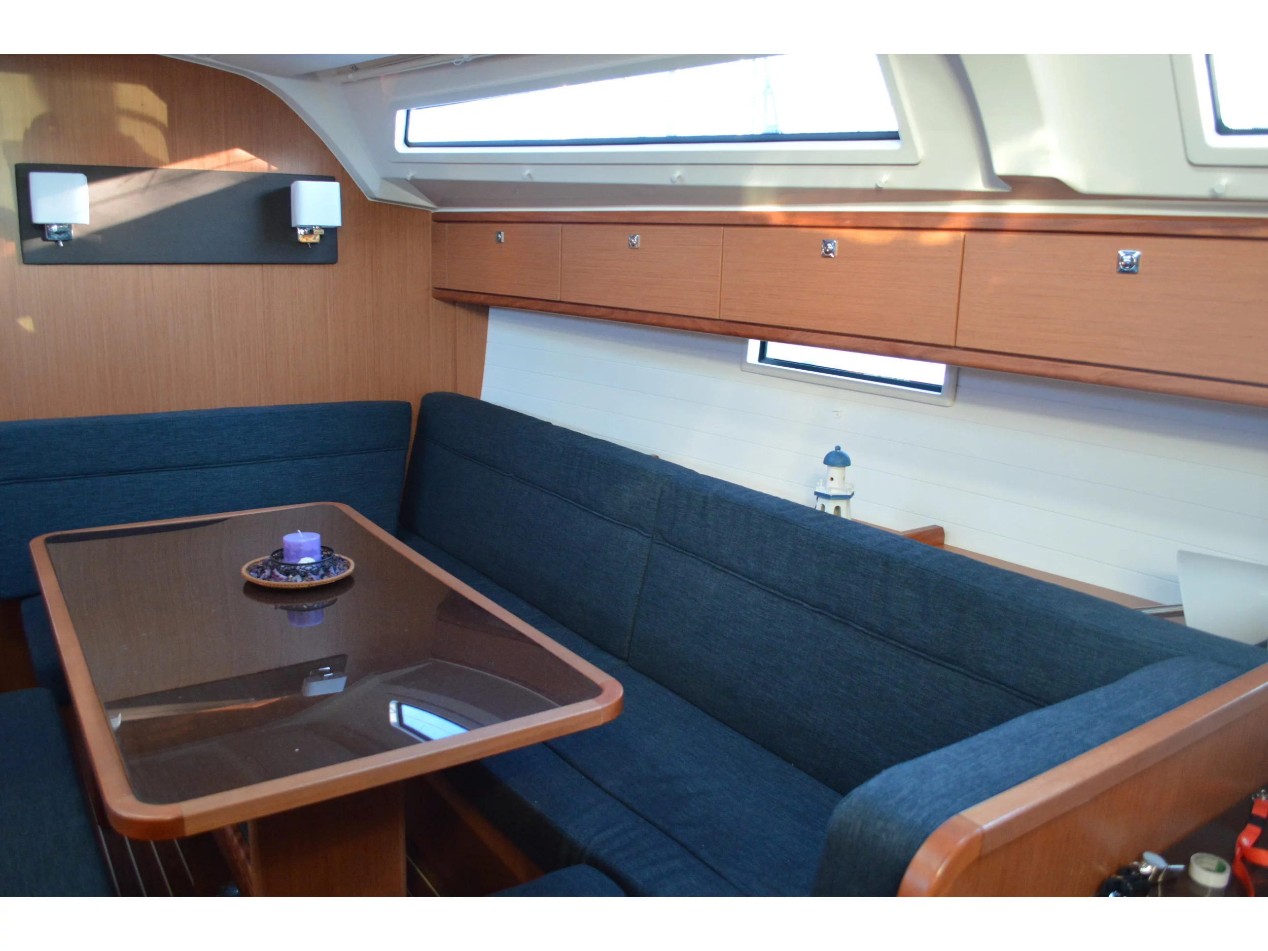 Bavaria Cruiser 41 (Dionysis) Interior image - 4