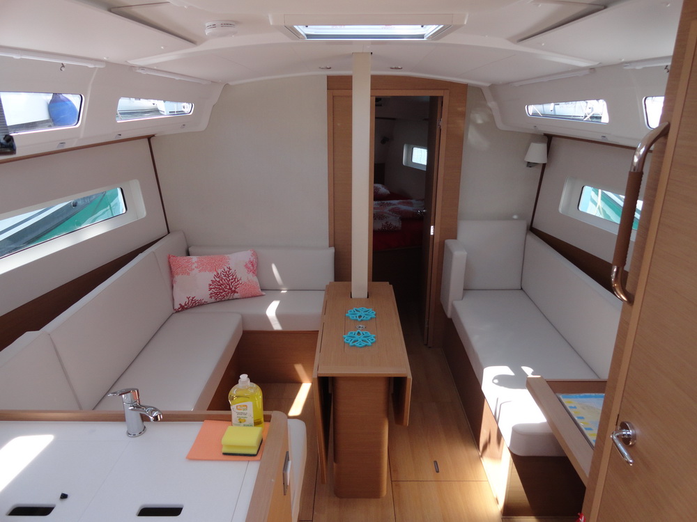 Photo #9 - Sun Odyssey 380 (Maravilha) in Kastela - 7988