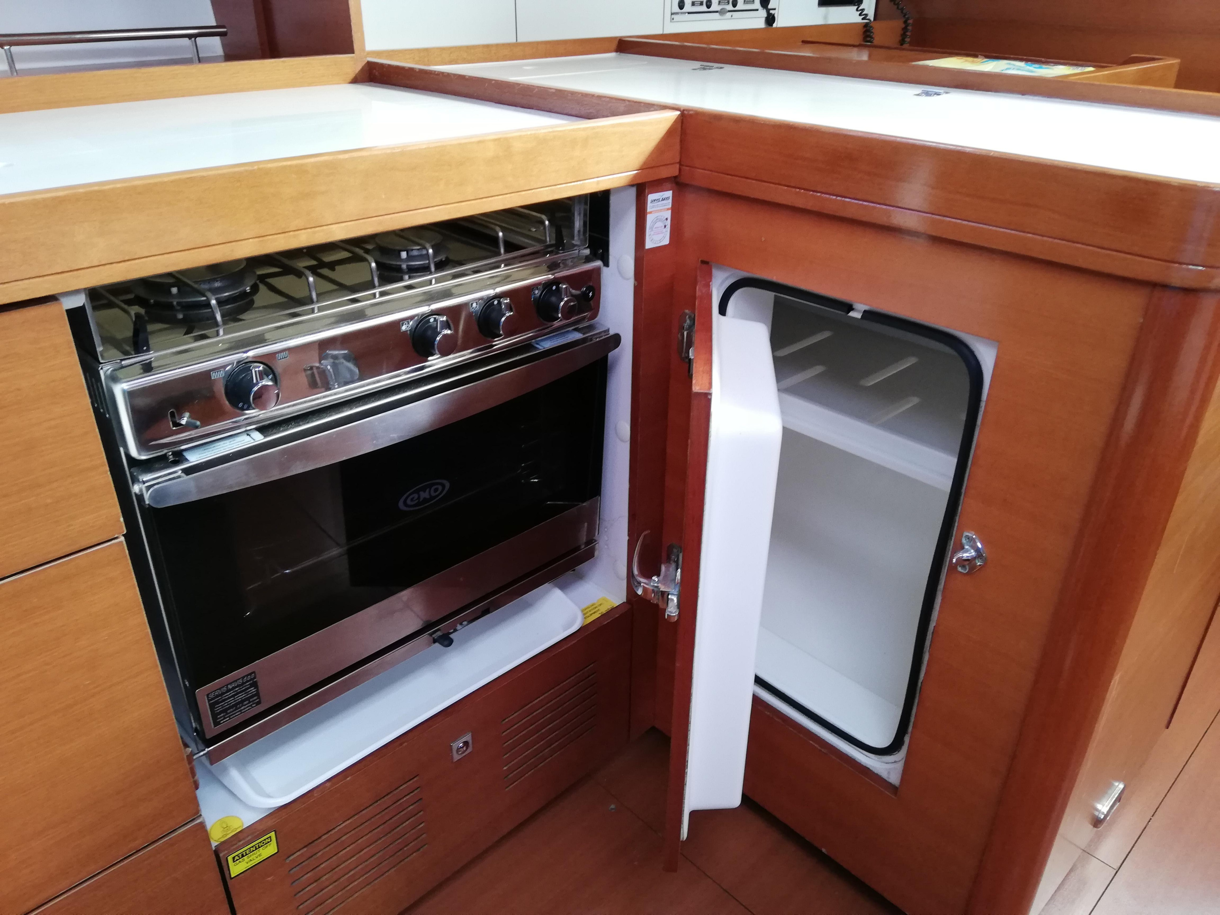 Photo #8 - Dufour 450 Owner version (My Life) in Pula - 23499