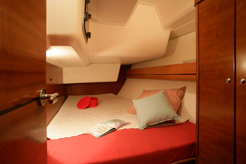 Photo #8 - Dufour 405 RM (La Digue) in Pula - 23493