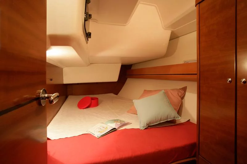 Dufour 405 RM (La Digue)  - 7