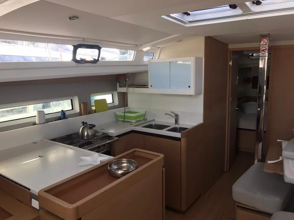 Sun Odyssey 440/3cab. (Ikarus) Interior image - 6