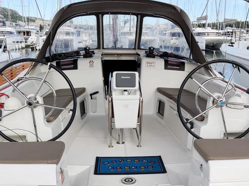 Sun Odyssey 449 (Elissa) Jeanneau Sun Odyssey 449 - 8