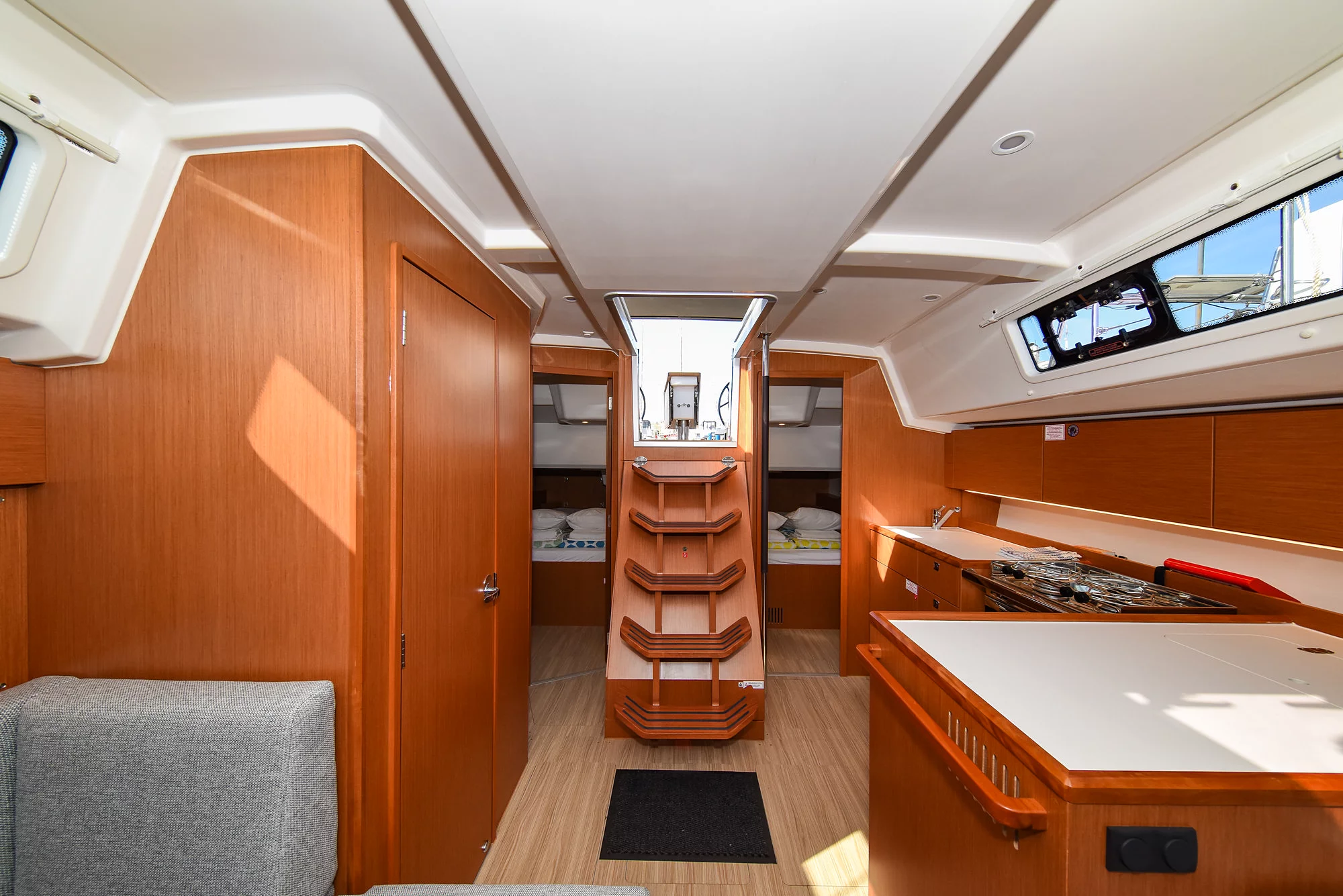 Bavaria C38 (SEA CLOUD)  - 32