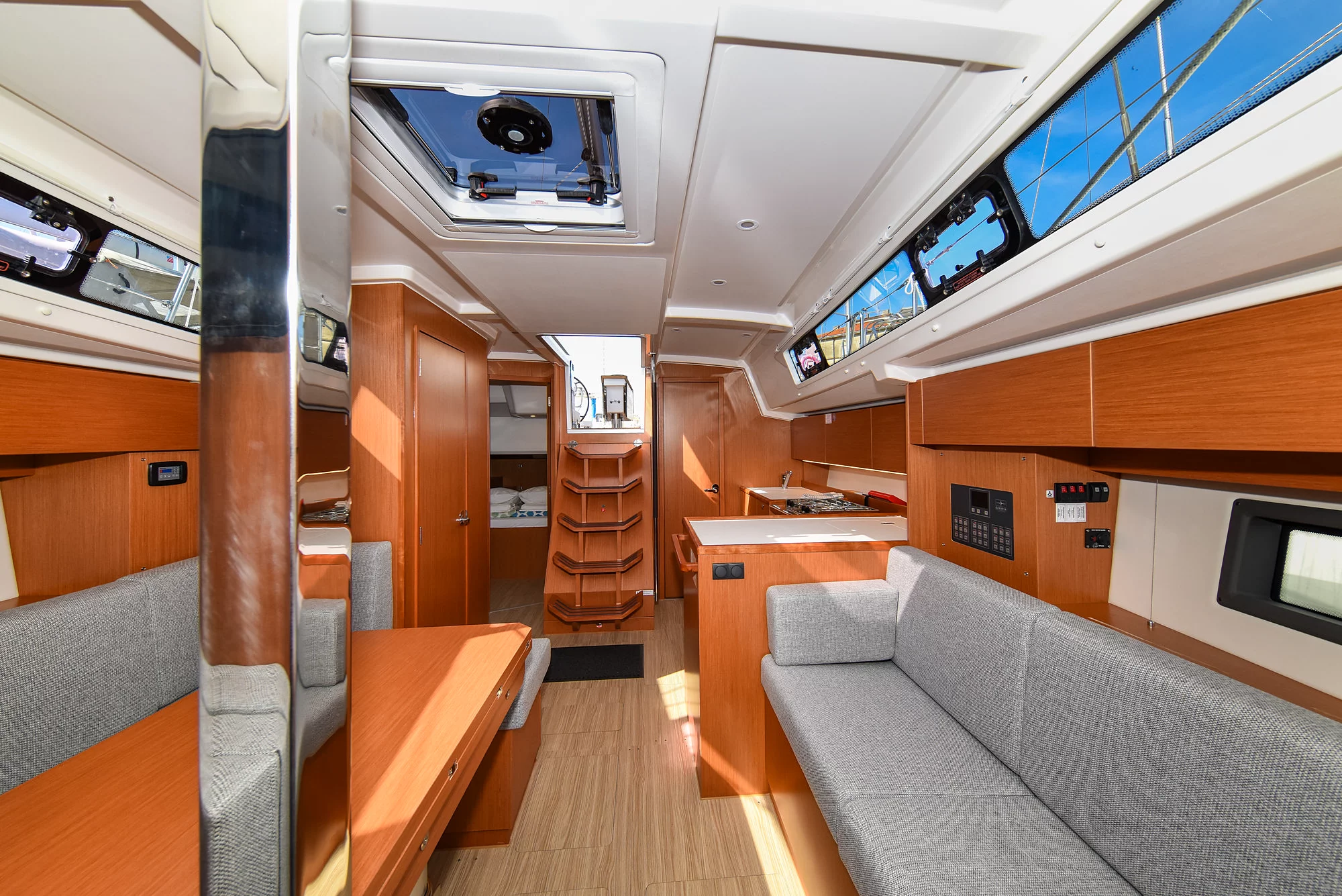 Bavaria C38 (SEA CLOUD)  - 72