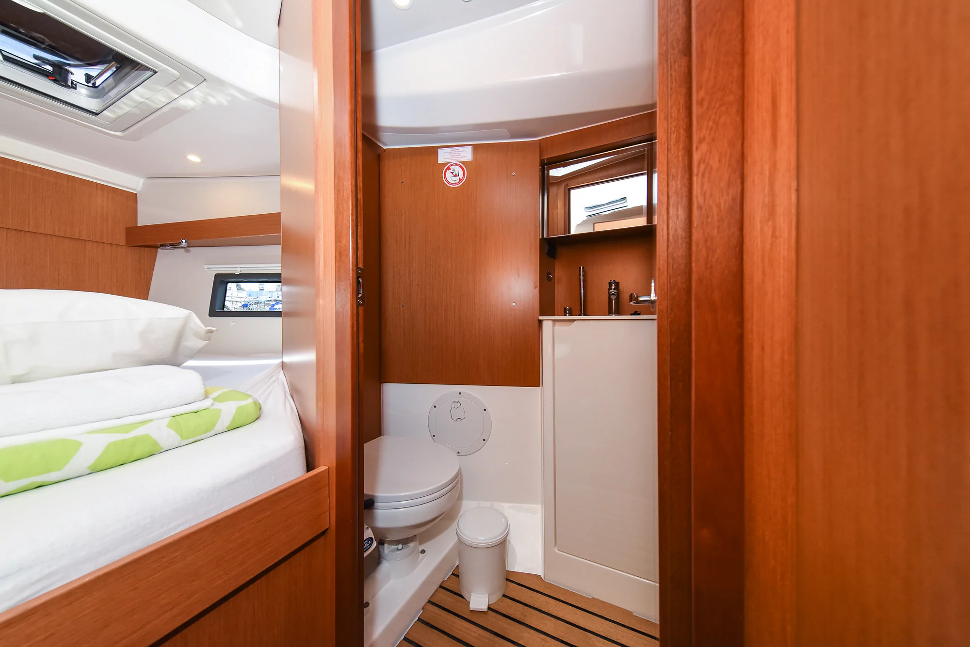 Bavaria C38 (SEA CLOUD)  - 82