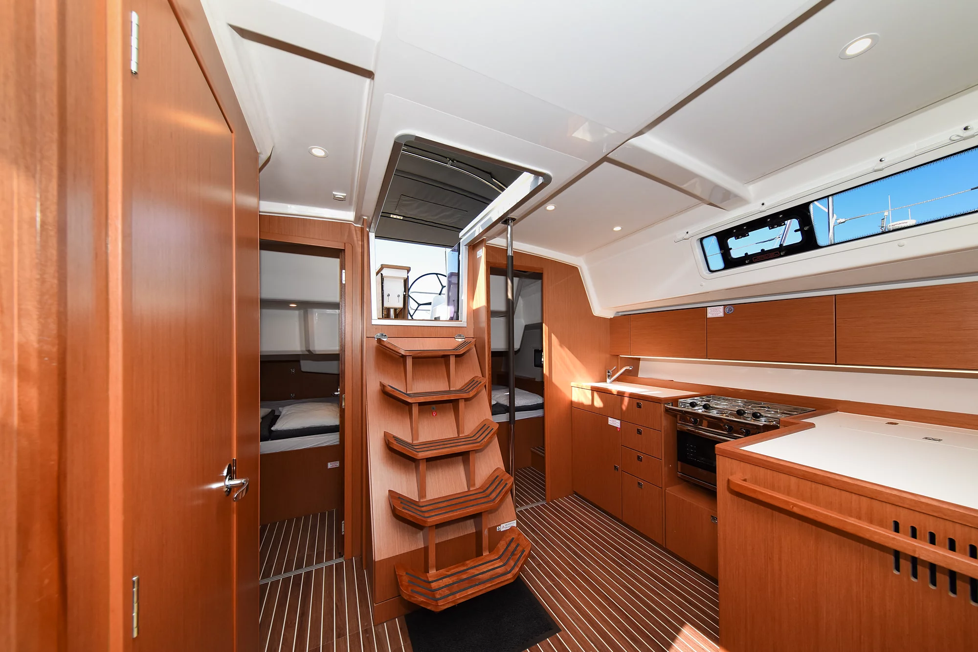 Bavaria C42 (Dna)  - 14