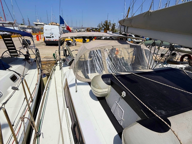 Photo #1 - Dufour 410 Grand Large (Freedom) in Atene - 6909