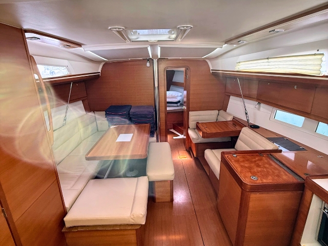 Photo #2 - Dufour 410 Grand Large (Freedom) in Atene - 6909