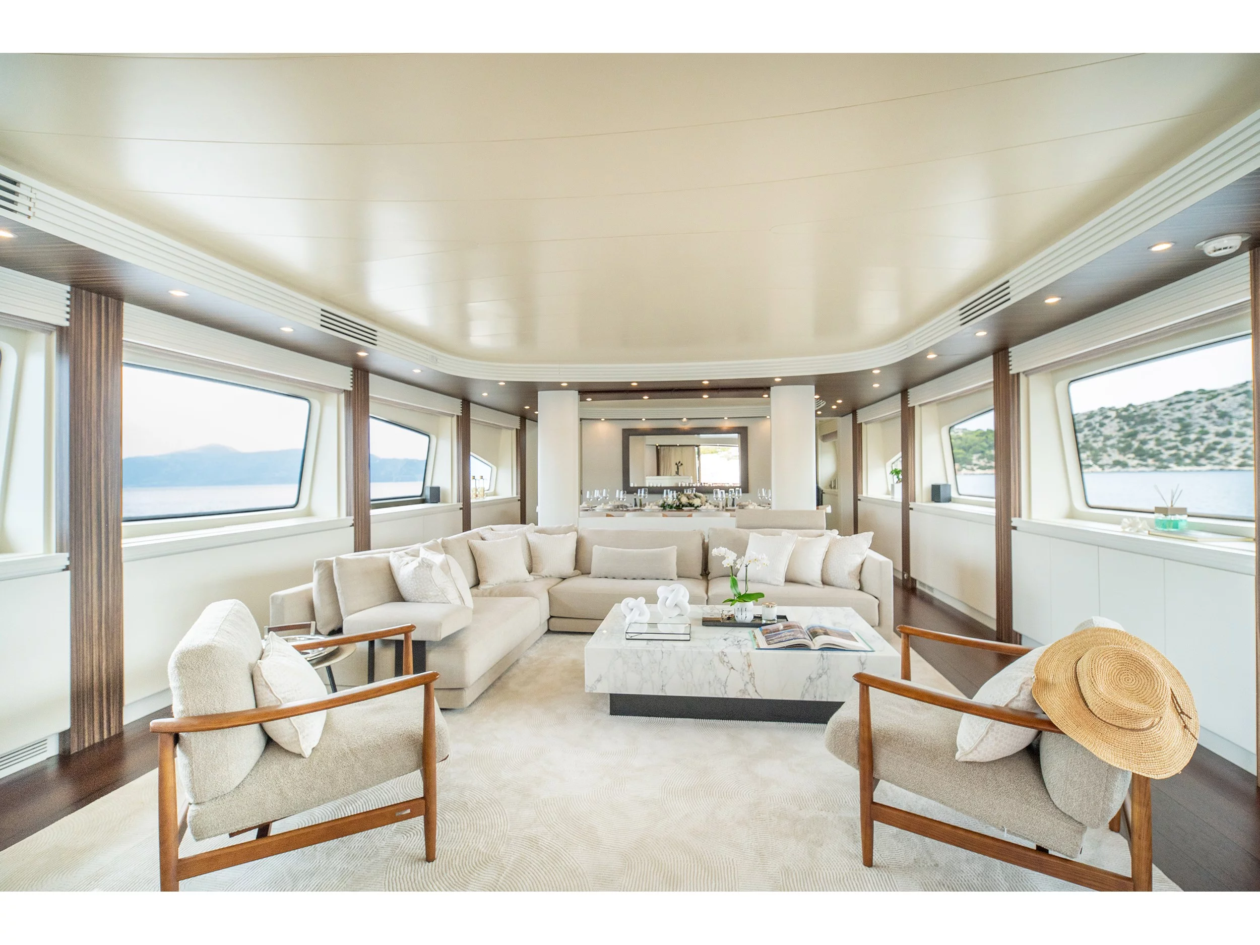 Maiora 126 (Pareaki II) Interior image - 1