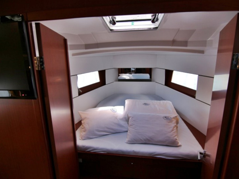 Photo #11 - OCEANIS 38 BT (FEDE) in Sukosan - 5268