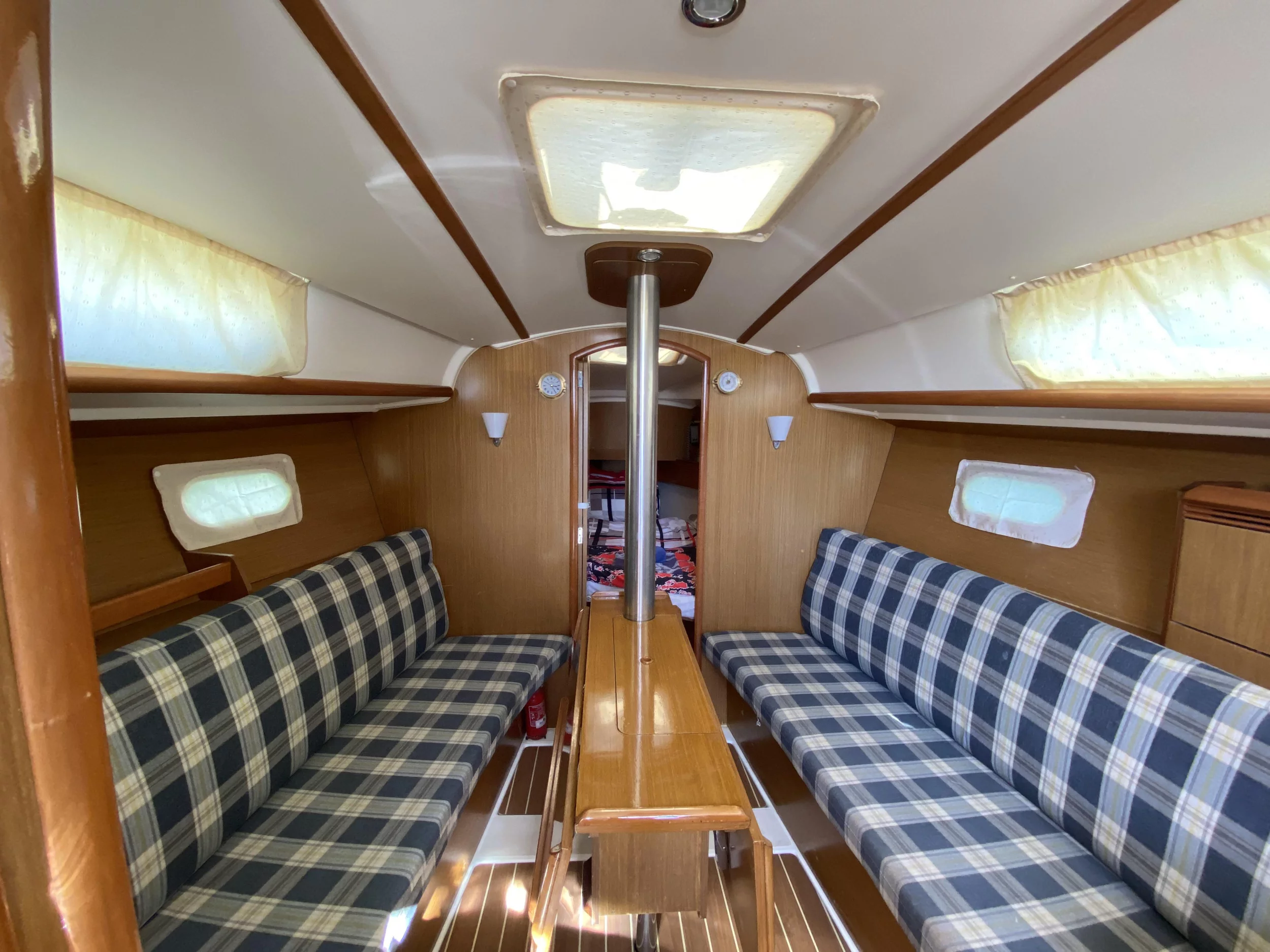 Sun Odyssey 32 i (Elif) Interior image - 10