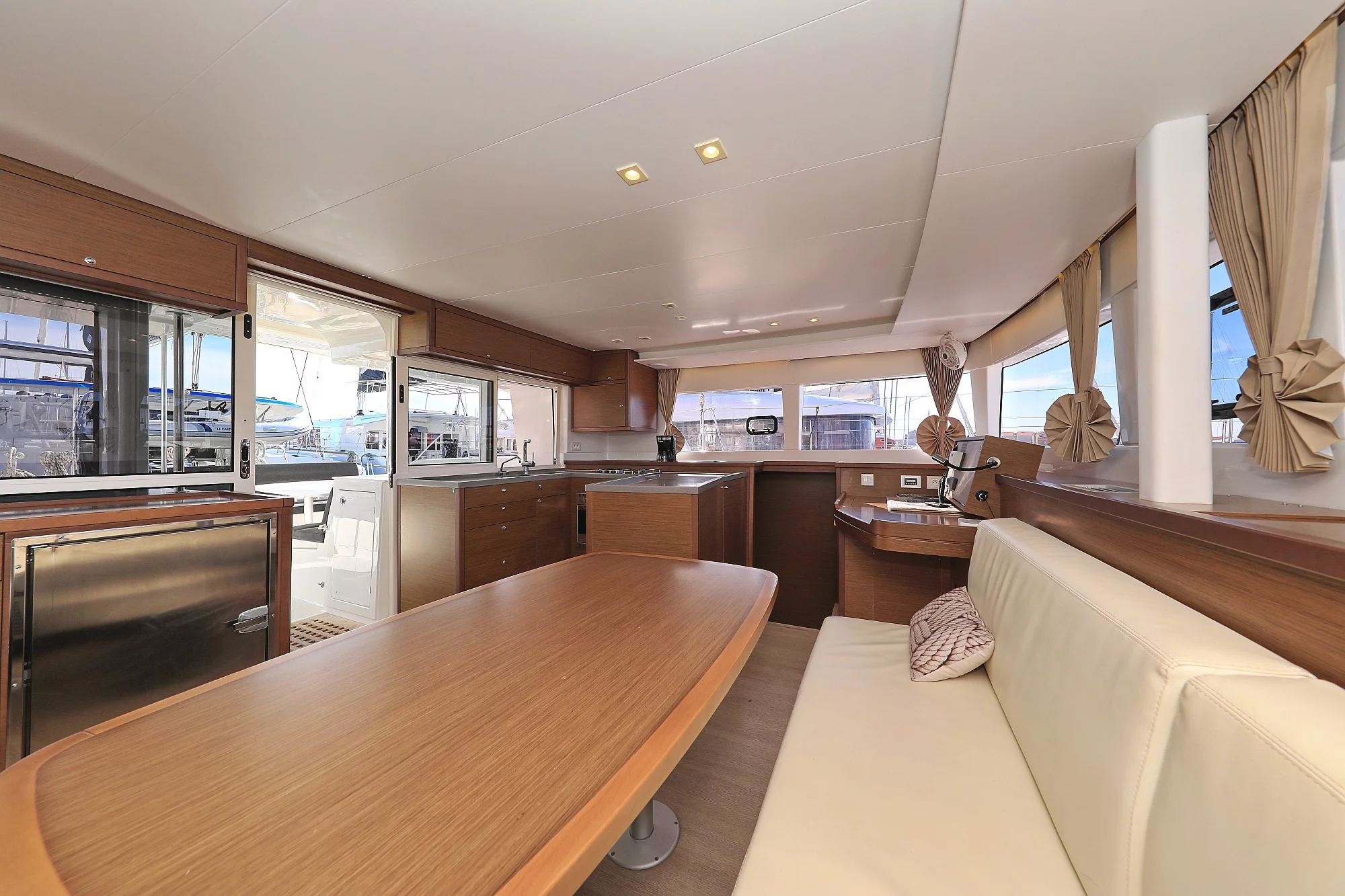 Lagoon 450 F (MUST HAVE)  - 37
