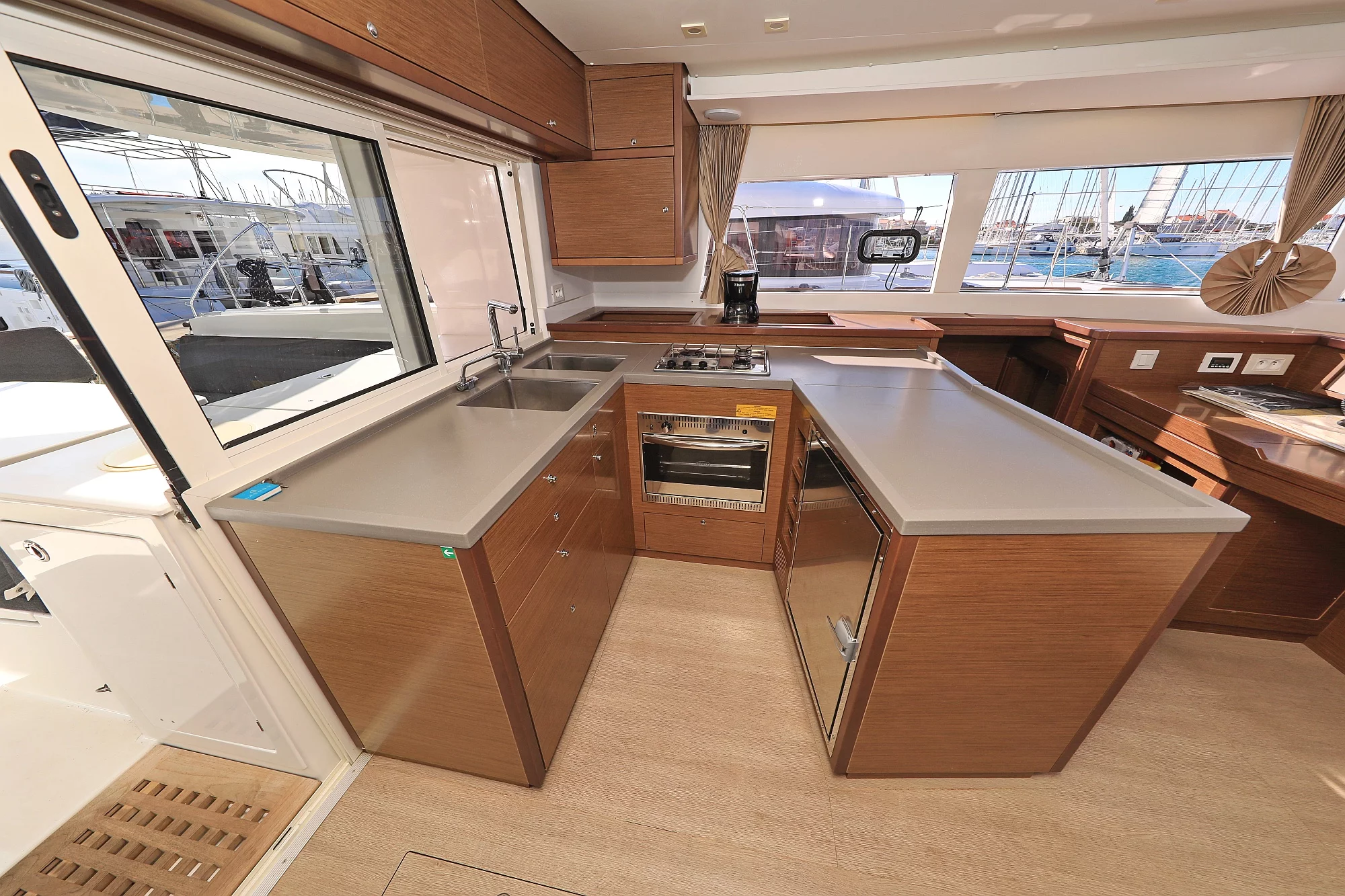 Lagoon 450 F (MUST HAVE)  - 39
