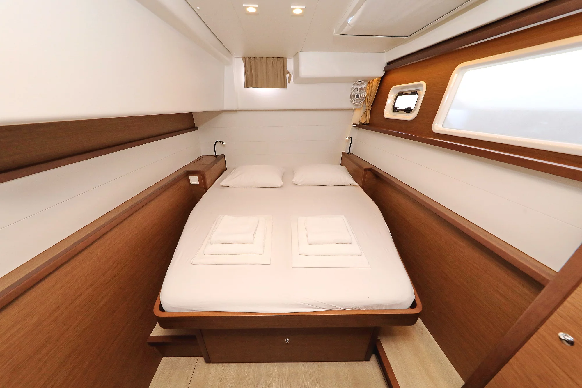 Lagoon 450 F (MUST HAVE)  - 19