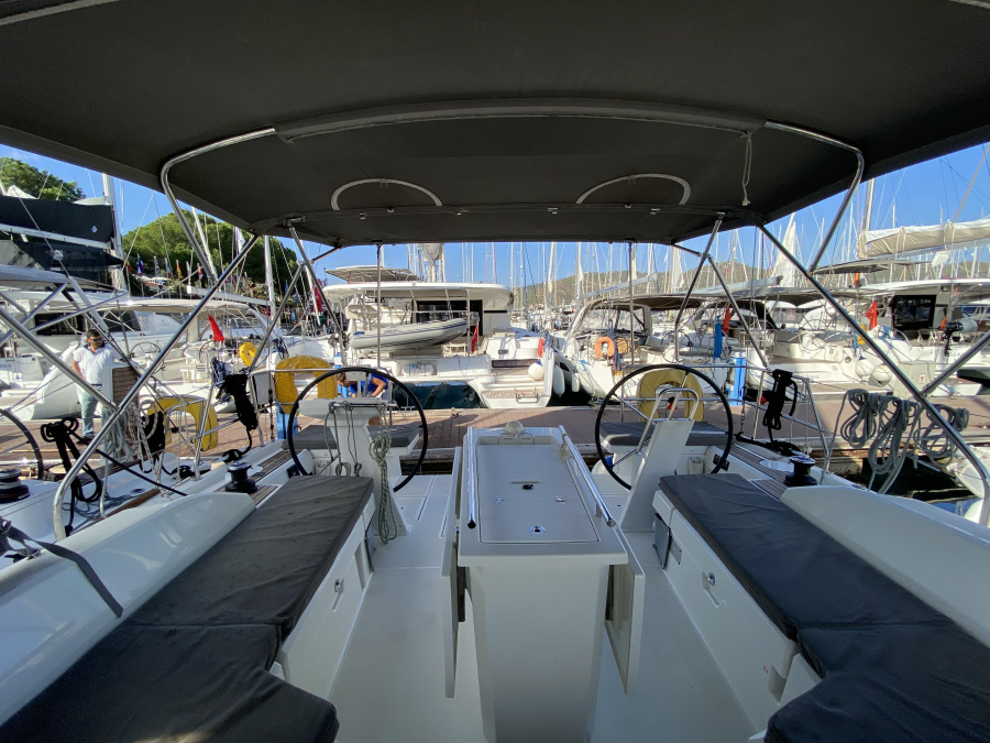 Oceanis 46.1 — photo 11
