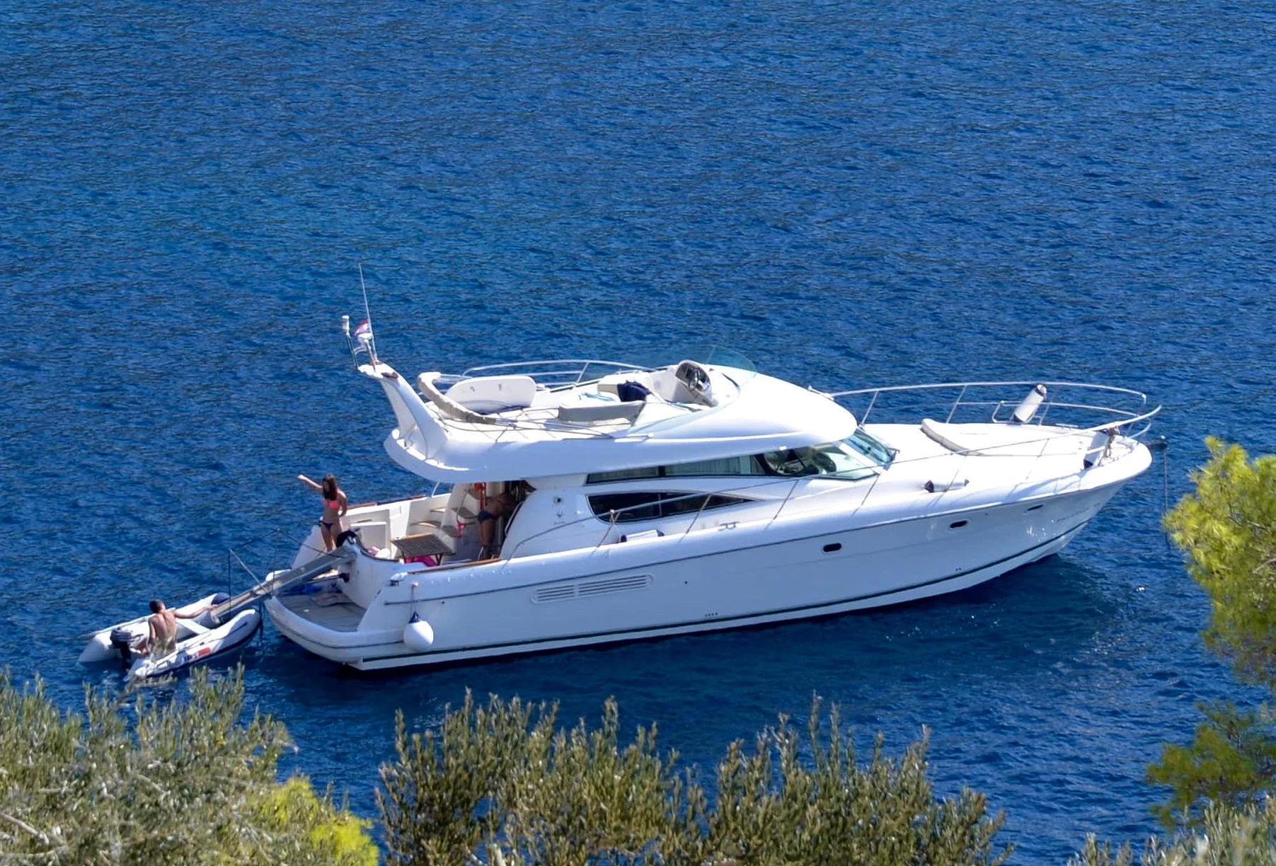 Prestige 46 Fly-a (Cobalt Blu)  - 11