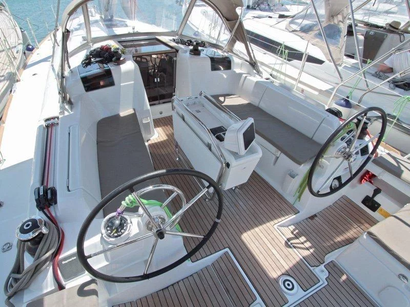 Sun Odyssey 419 (Perseas)  - 17