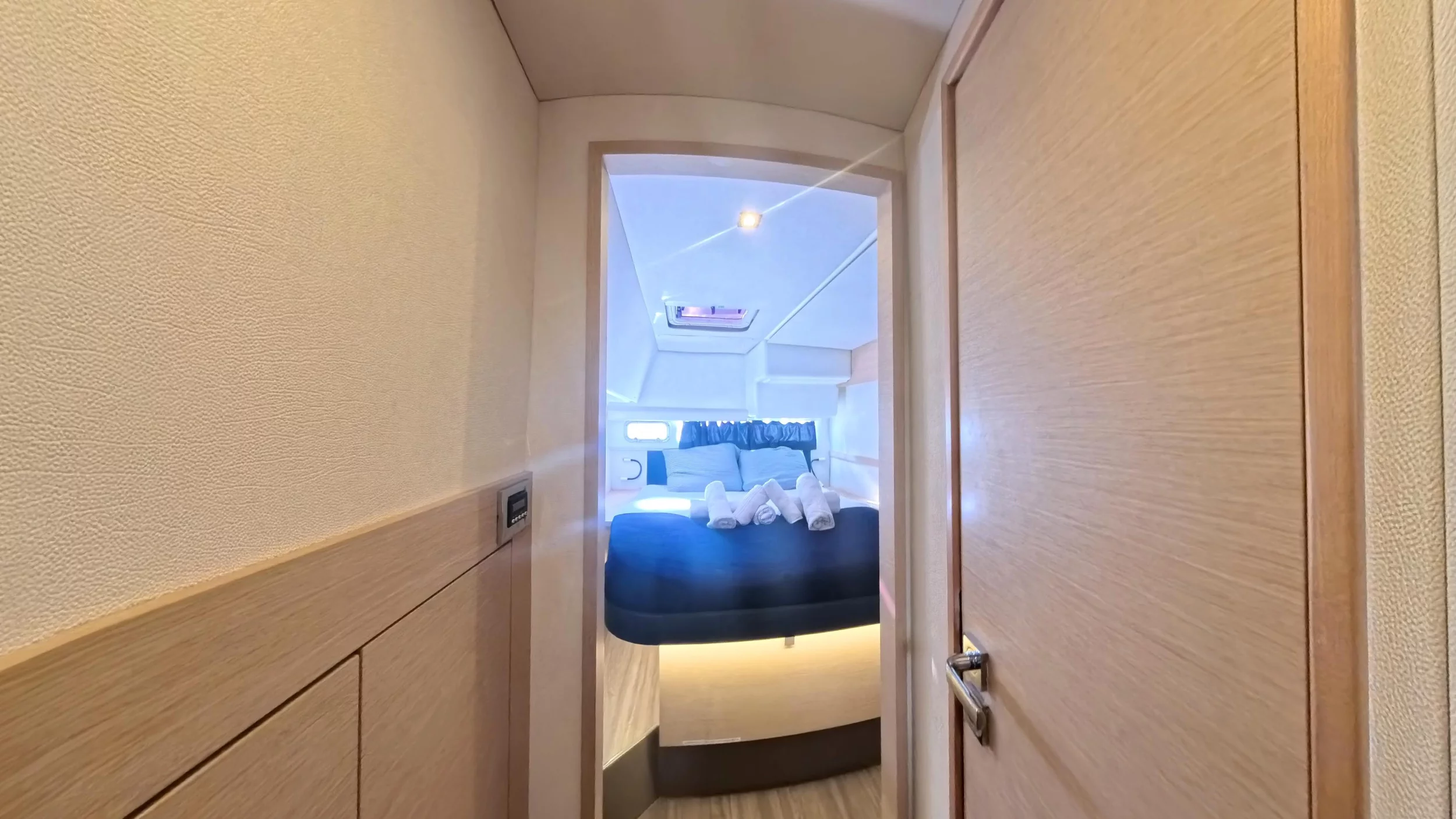 Fountaine Pajot Helia 44 Evolution (Owner's Version) (Anila)  - 10