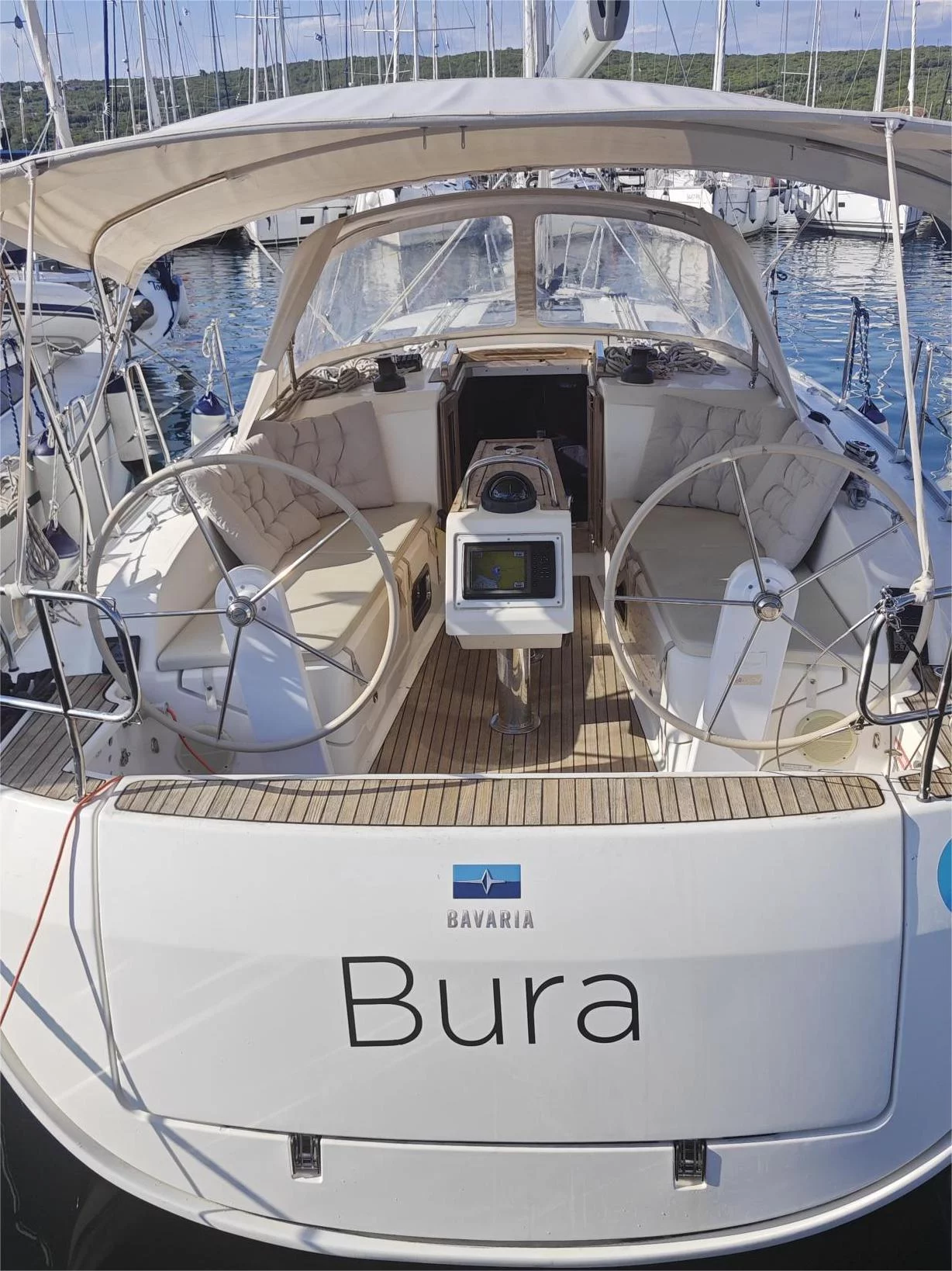 Bavaria Cruiser 37 (BURA)  - 21