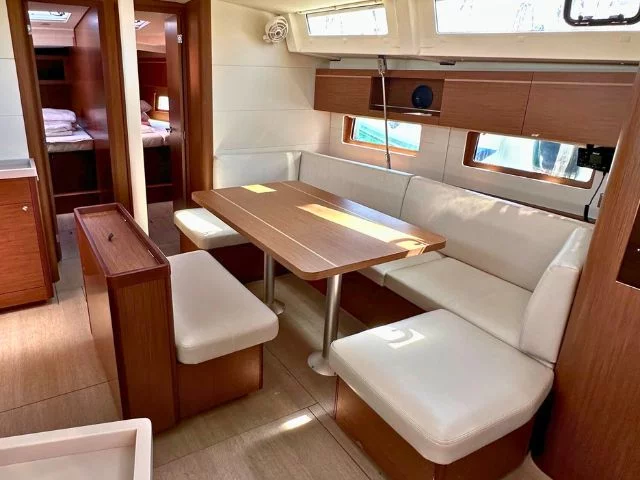 Oceanis 46.1 (Ilia) Interior image - 9
