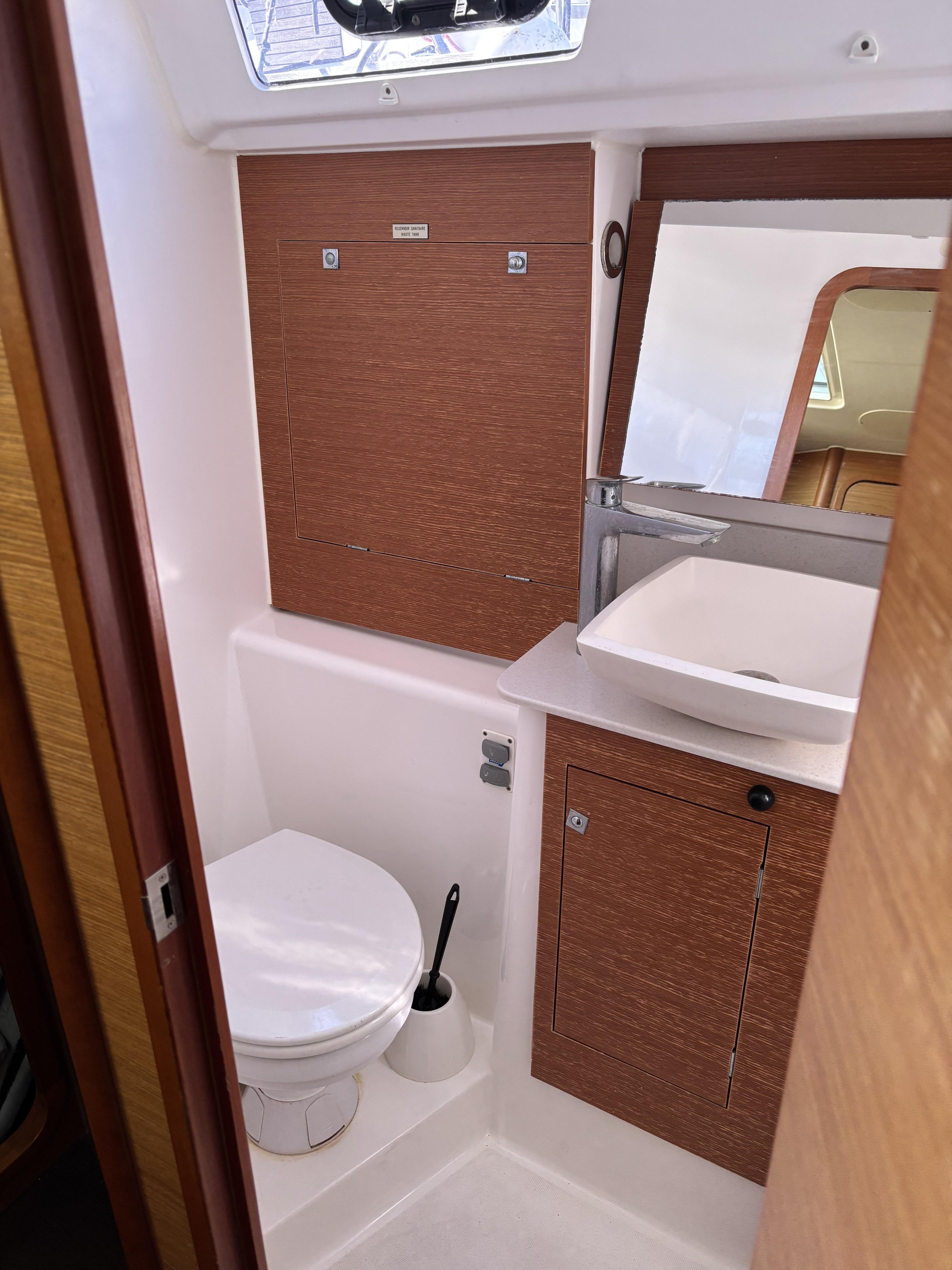 Photo #3 - Dufour 382 Grand Large (Islay) in Biograd - 23750