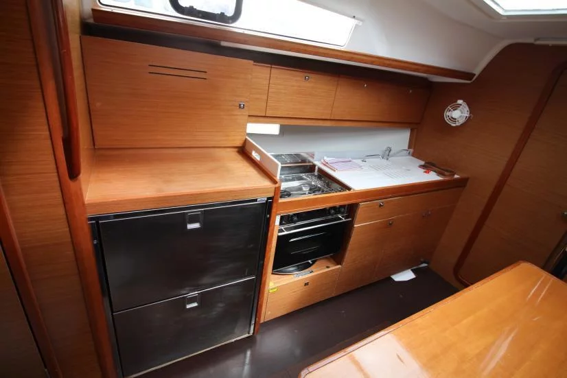 Dufour 382 Grand Large (Islay)  - 7